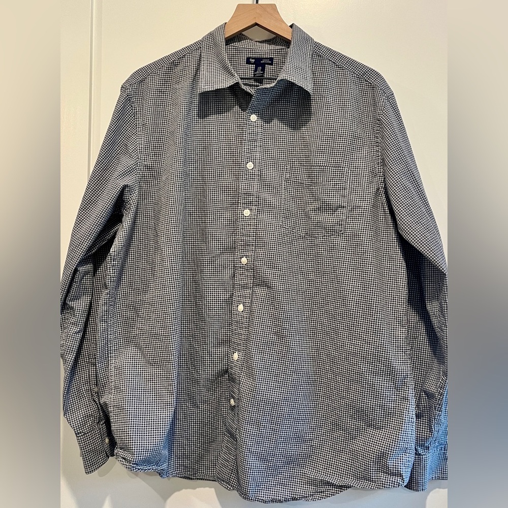Gap XL Classic Fit buttondown shirt